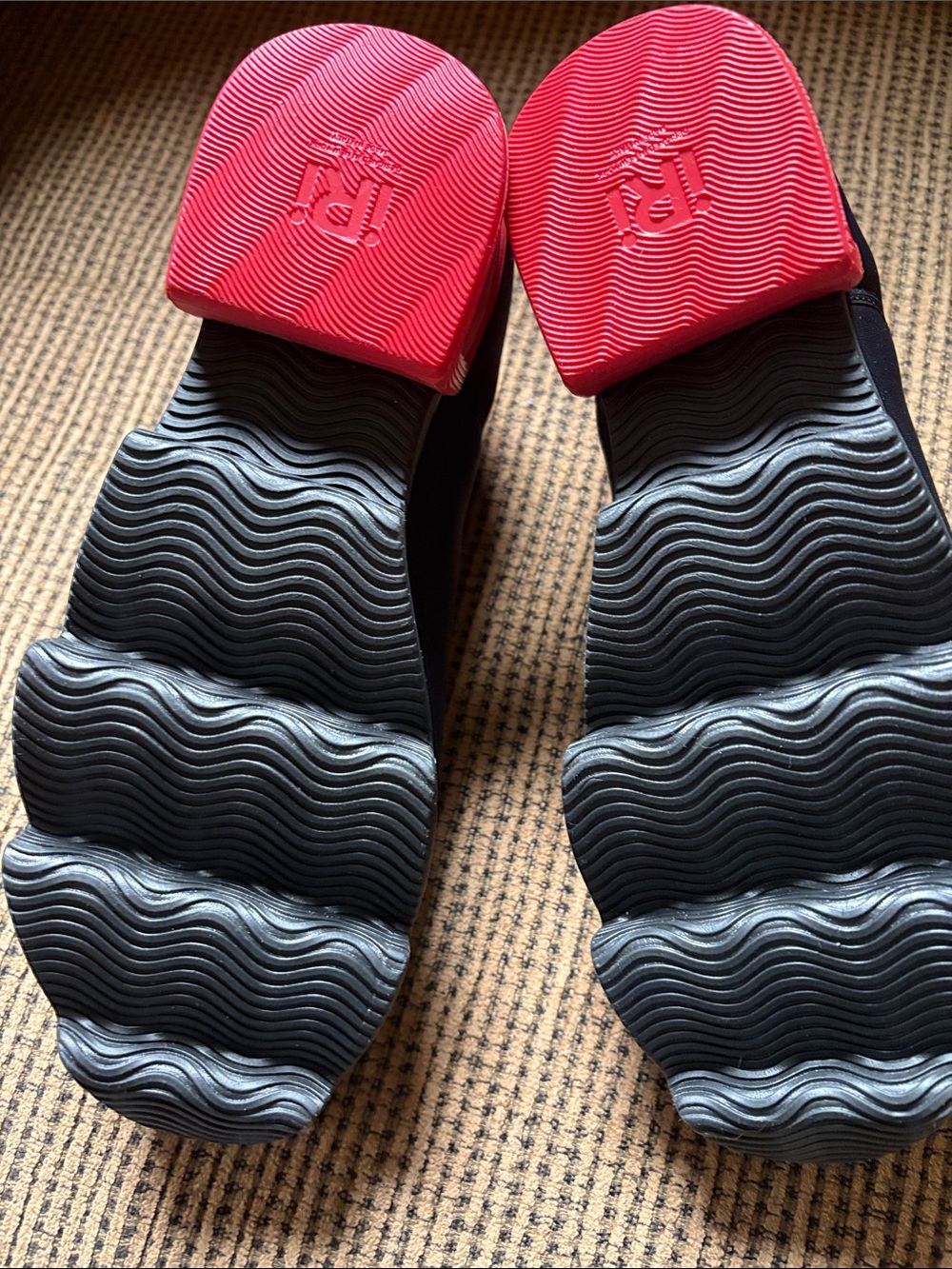 iRi Women’s Black Slip-On Sneakers with Red Heel Accent, 37 1/2, NWOT - Picture 3 of 4
